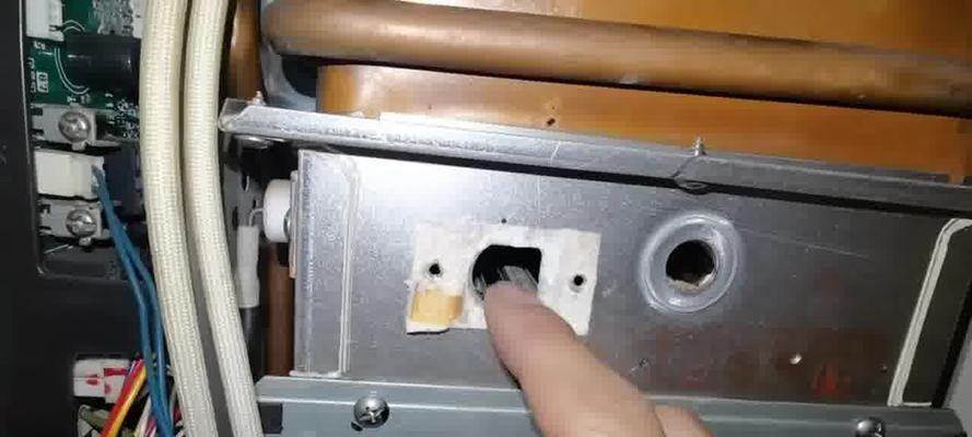 樱花热水器E6代码故障维修指南（解决樱花热水器E6代码故障的有效方法）