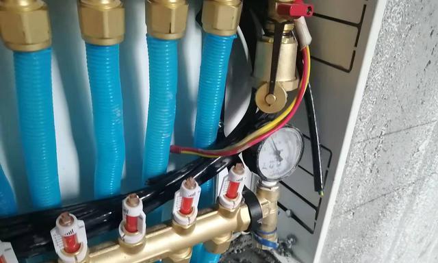 壁挂炉水压表的修理技巧（解决壁挂炉水压表故障的实用指南）