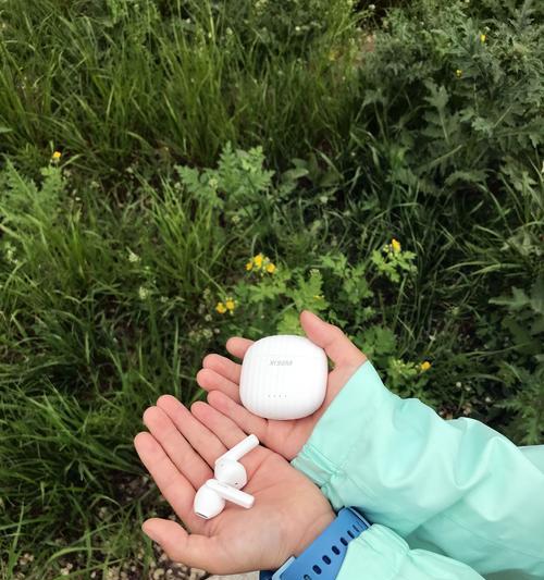 苹果蓝牙耳机绳子的正确佩戴方法是什么？