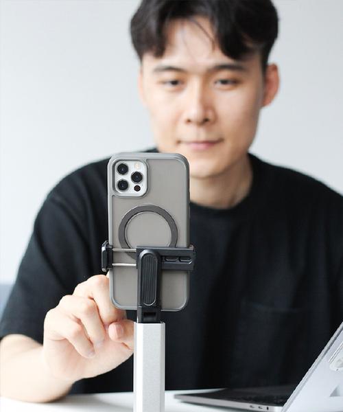相机支架手机夹安装方法是什么？
