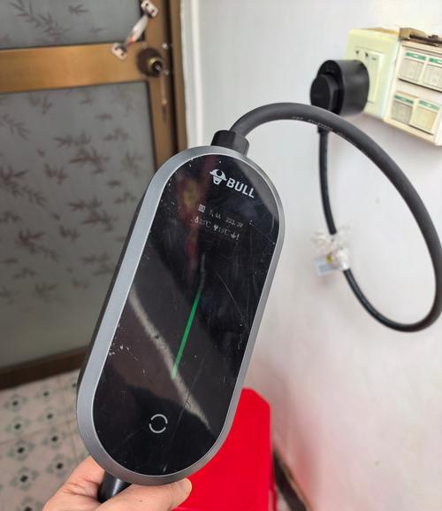 极小功率充电器使用方法是什么？充电效果如何？