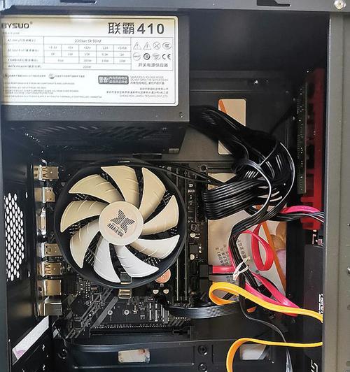 电脑主机在柜体中如何正确放置？