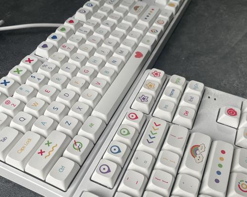 老式打字键盘的名称是什么？它们有何特点？