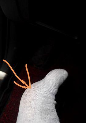 电瓶车起步猛踩刹车操作正确吗？