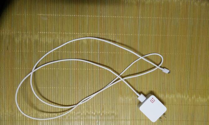 水钻充电数据线怎么用？使用时需要注意什么安全问题？