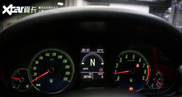 玛莎拉蒂GT如何通过数据线播放音乐？连接步骤是怎样的？