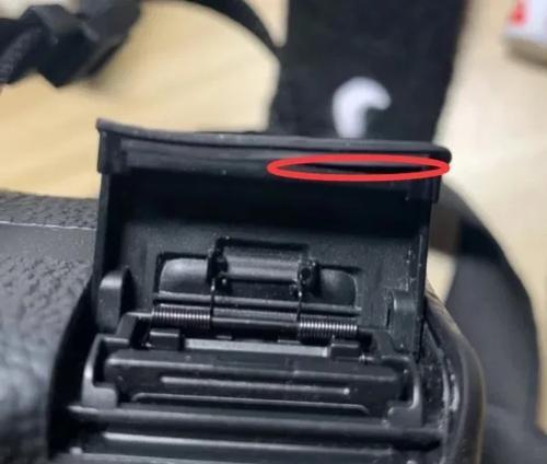 老单反相机更换胶皮的步骤图解是什么？操作难吗？