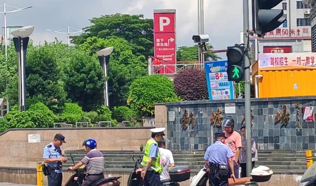 8月1日起，电动车、摩托车、三轮车上路“3查4罚”！车主注意