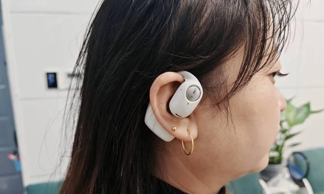 耳机式小耳机正确佩戴方法？佩戴舒适度如何？