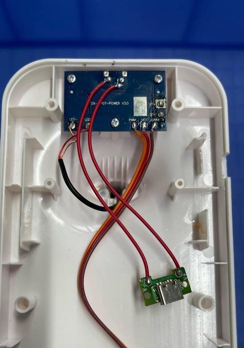 如何解决手机数据线接触不良问题（数据线接触不良是怎么回事）